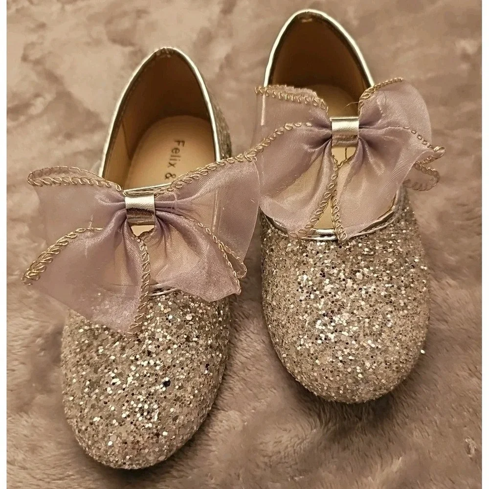 Felix & Flora Size 11 Little Girl Silver Glitter Sparkling Bow Ballet Shoe